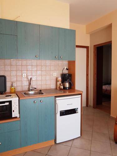 Photo of Kitchen in Loutraki