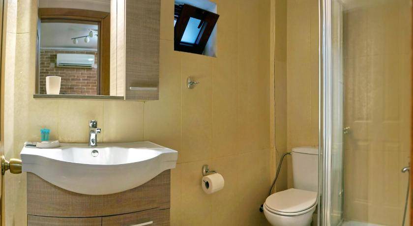 Photo of Bathroom in Mytilene