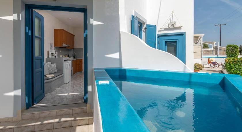 Photo of Others in Milos