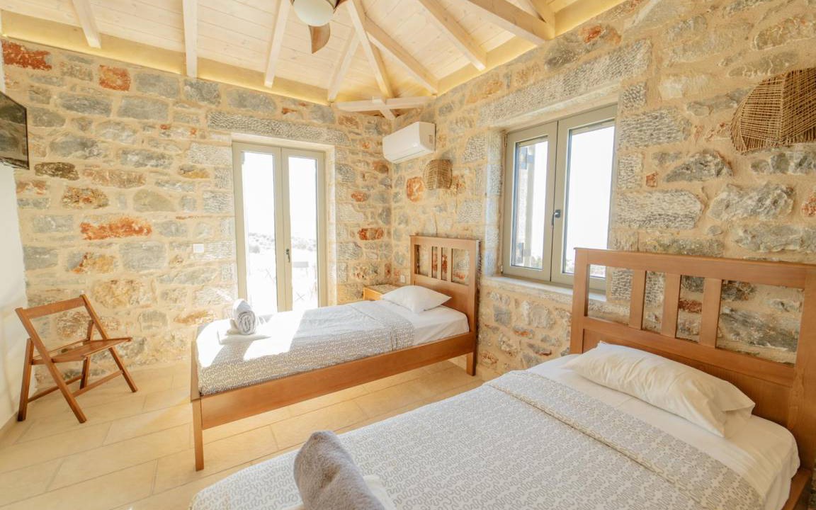 Photo of Bedroom in Lefktron