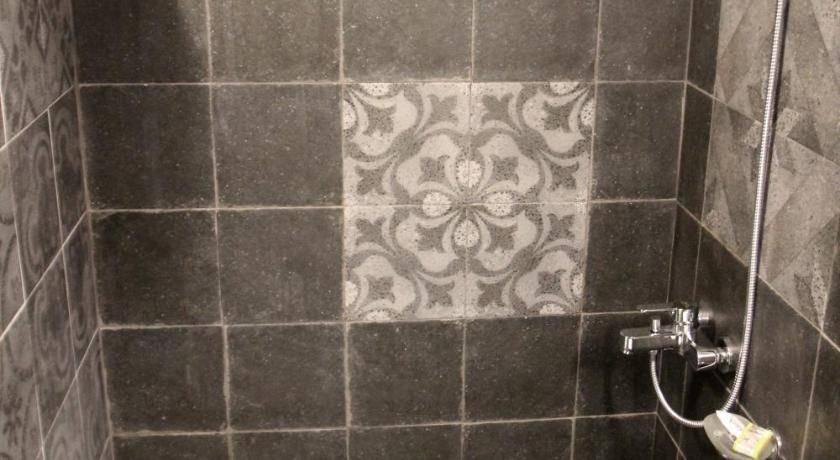 Photo of Bathroom in Koulkouthiana