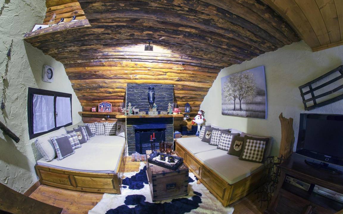 Photo of Others in Eptalofos