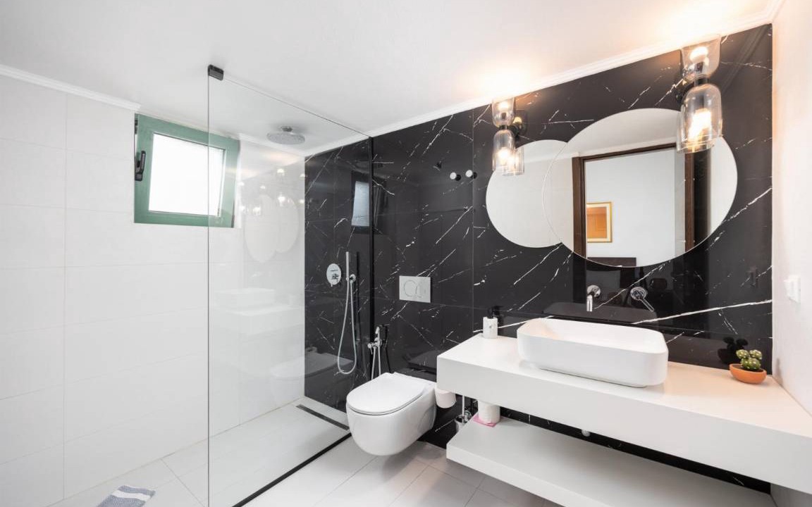 Photo of Bathroom in Kirianna