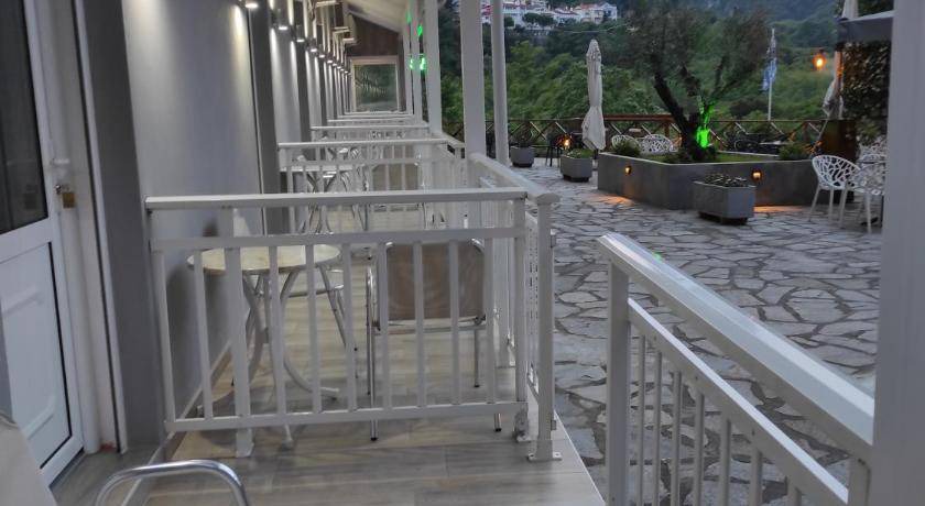 Photo of Patio Balcony in Dio-Olympos