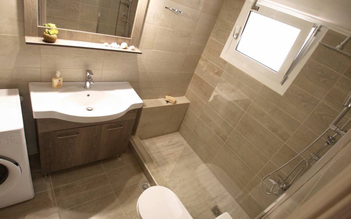 Photo of Bathroom in Megala Chorafia