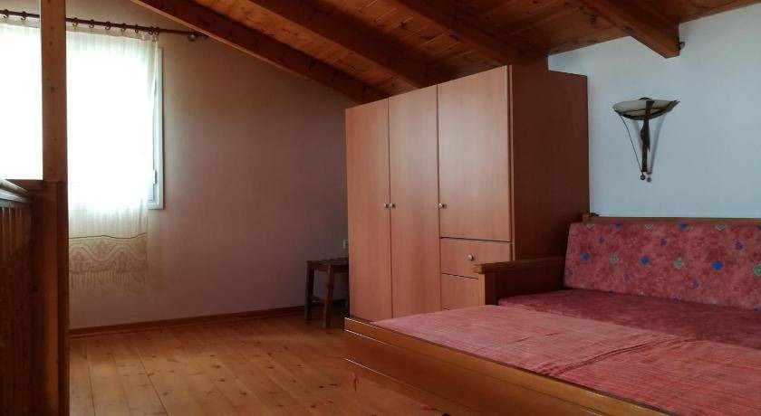 Photo of Bedroom in Plataniotissa