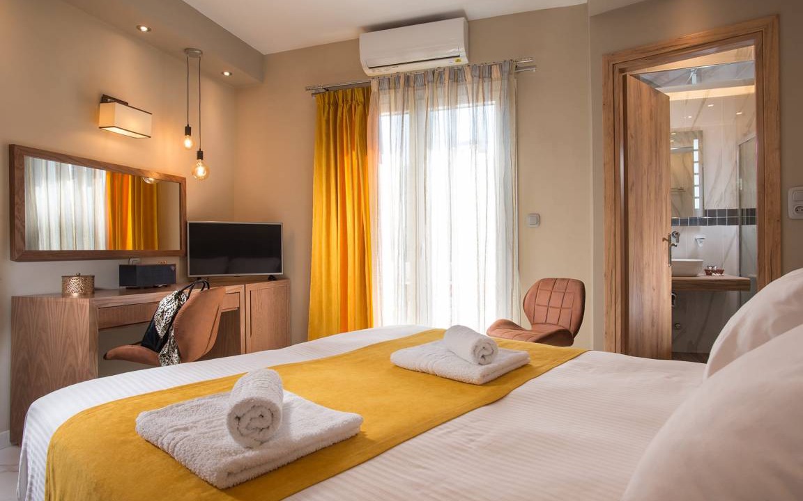 Photo of Bedroom in Adamas