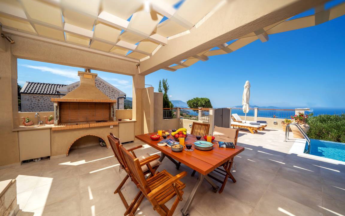 Photo of Patio Balcony in Tzamarelata