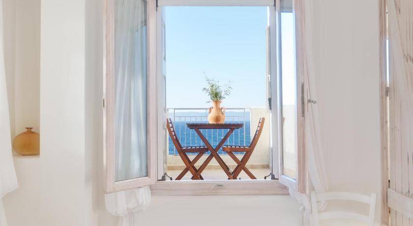 Photo of Others in Anaxos