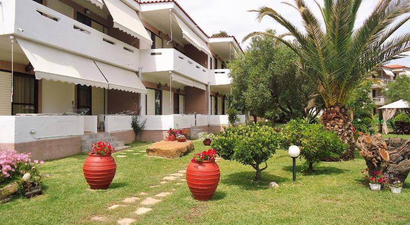 Photo of Others in Toroni