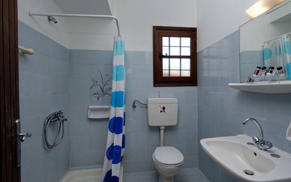 Photo of Bathroom in Lefokastron