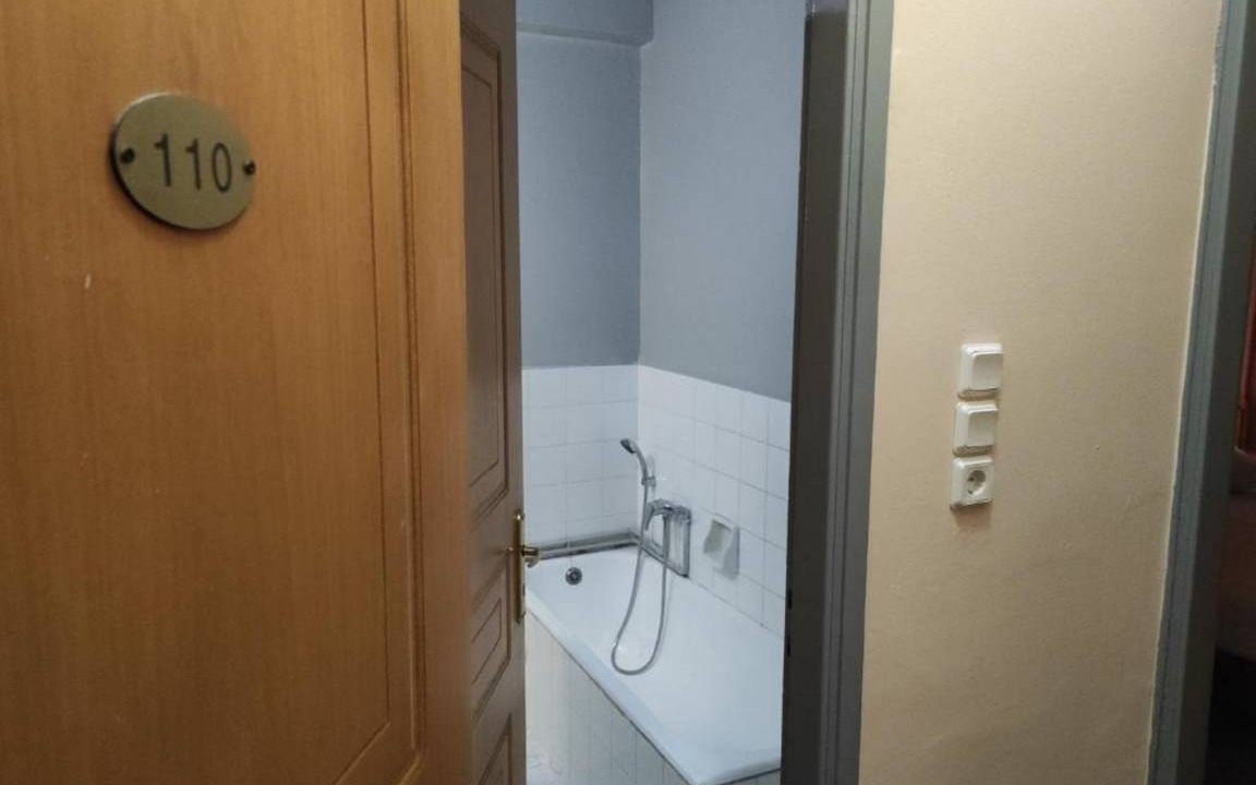 Photo of Bathroom in Omonia