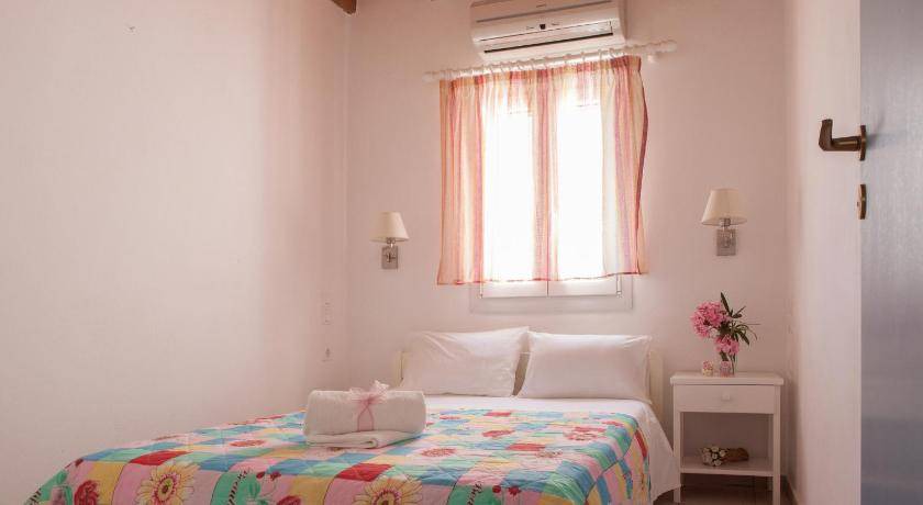 Photo of Bedroom in Antiparos