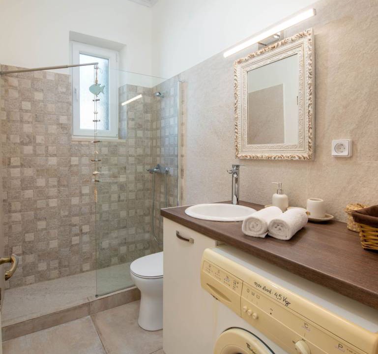 Photo of Bathroom in Vlachopoulatika