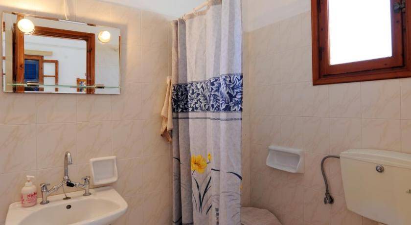 Photo of Bathroom in Platis Gialos
