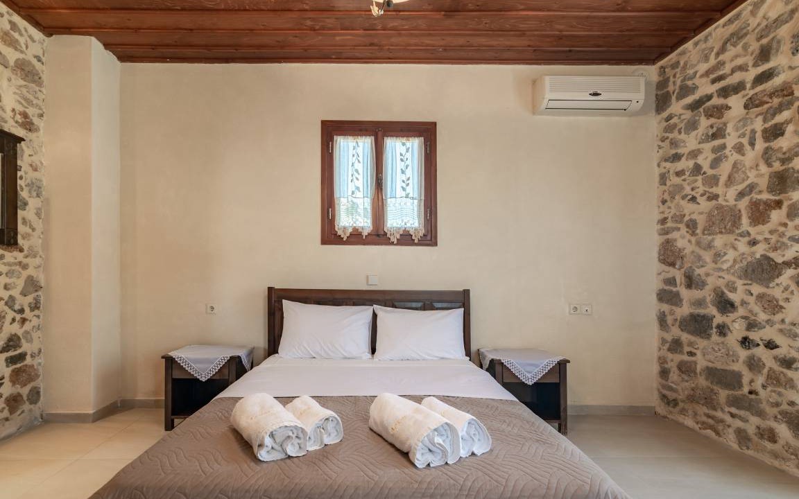 Photo of Others in Impros