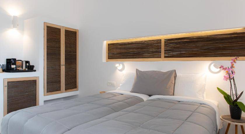 Photo of Bedroom in Platis Gialos