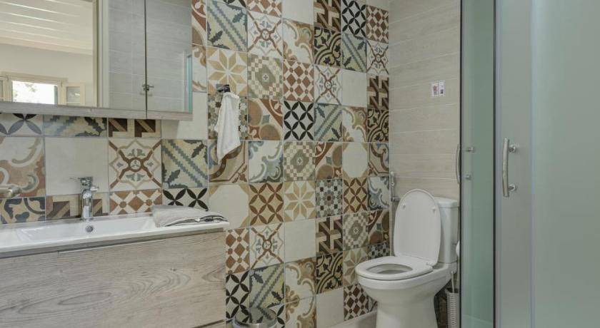 Photo of Bathroom in Plomari