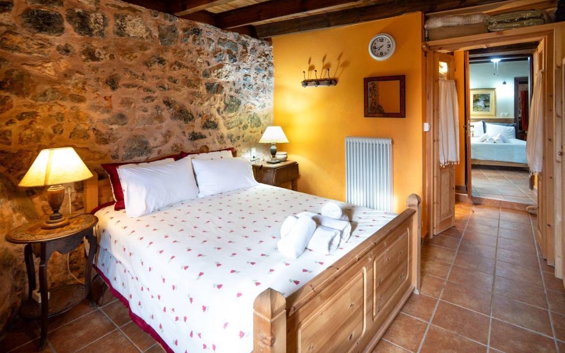 Photo of Bedroom in Anatoli