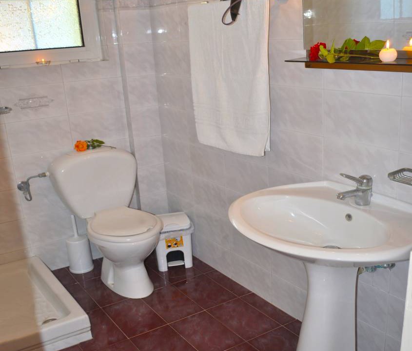 Photo of Others in Sinarades