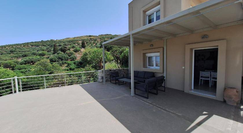 Photo of Patio Balcony in Pefki