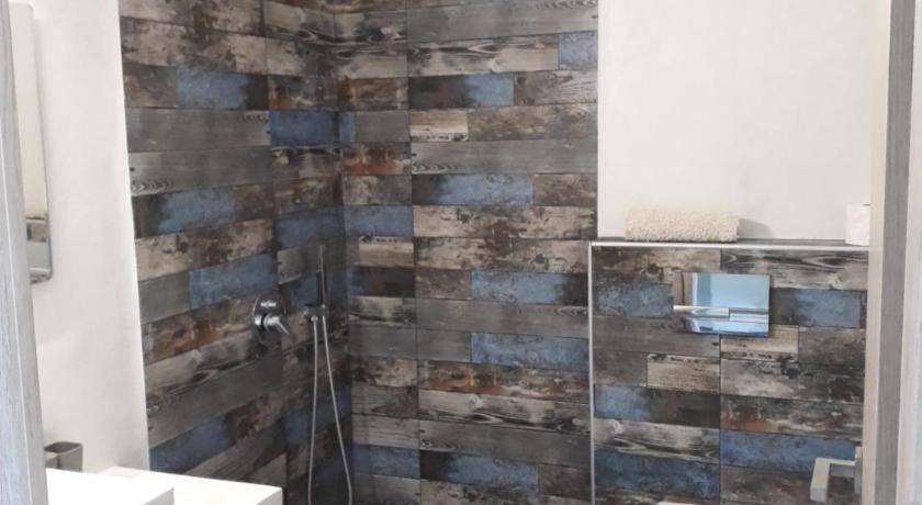 Photo of Bathroom in Neos Marmaras