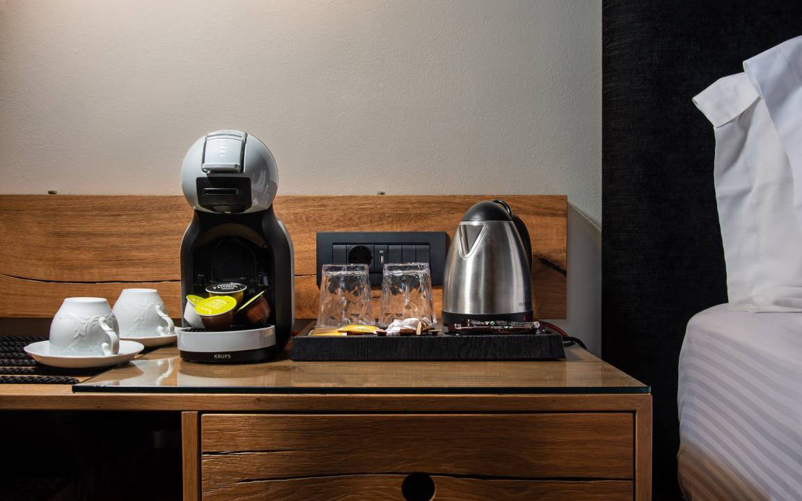 Photo of Others in Adamas