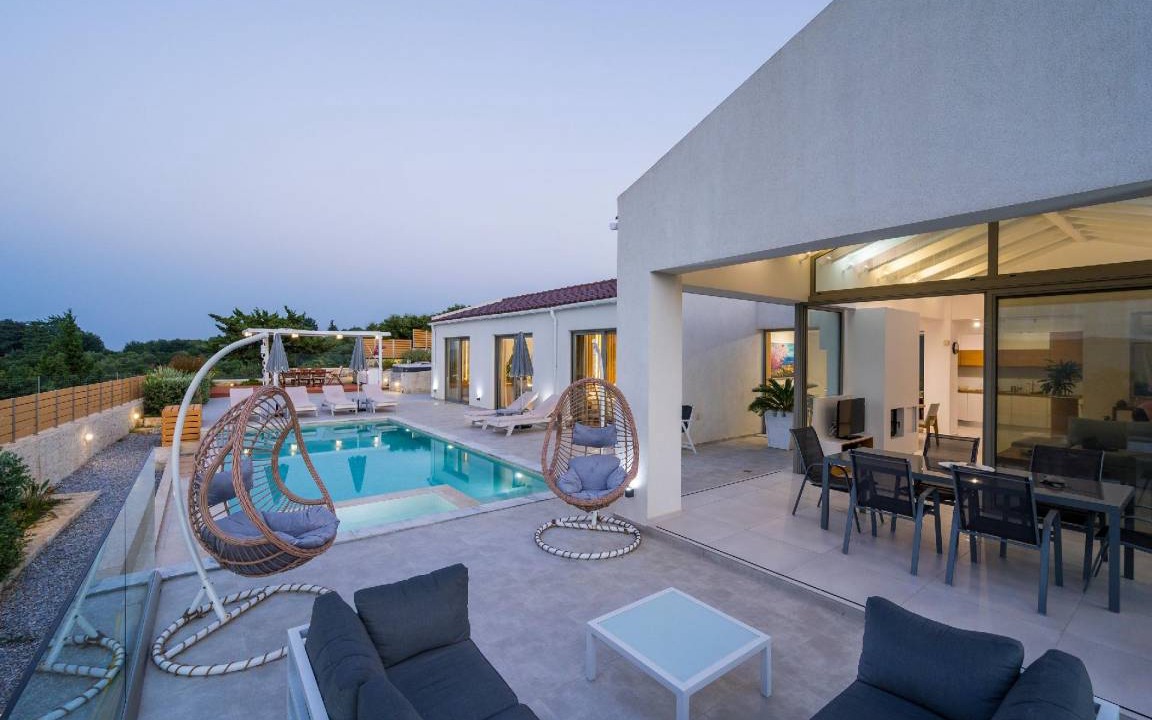 Photo of Patio Balcony in Champatha