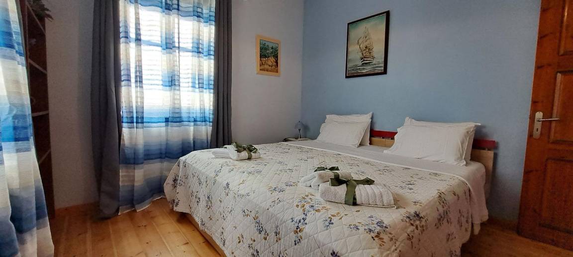 Photo of Bedroom in Lefktron