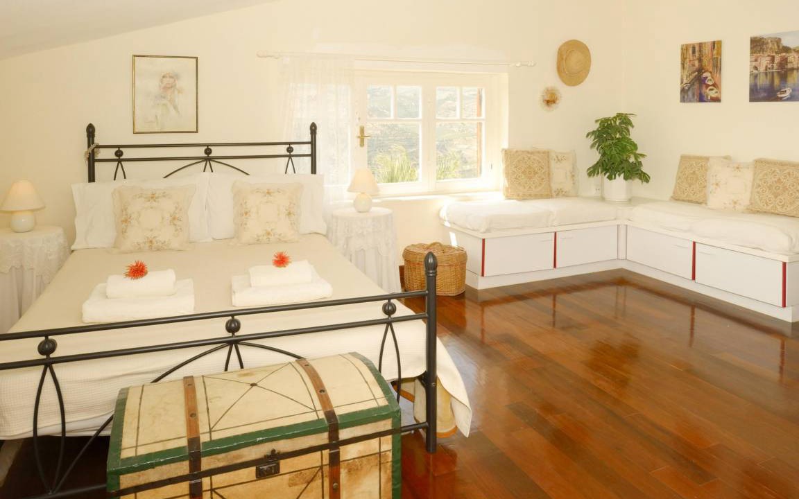 Photo of Bedroom in Archanes