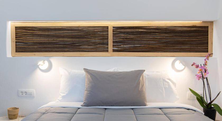 Photo of Bedroom in Platis Gialos