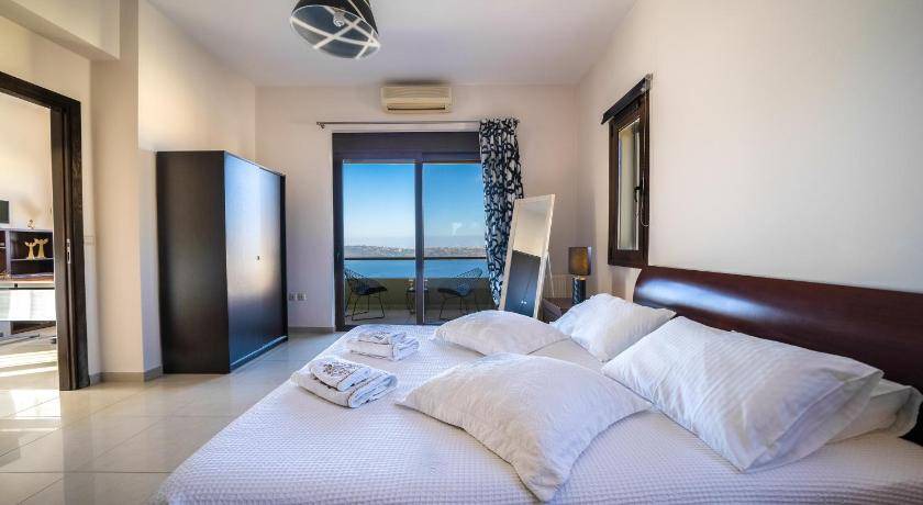 Photo of Bedroom in Megala Chorafia