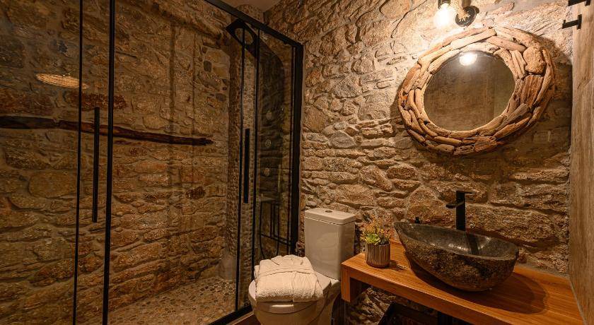 Photo of Bathroom in Damouchari