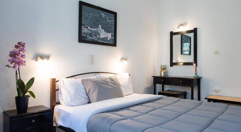 Photo of Bedroom in Platis Gialos