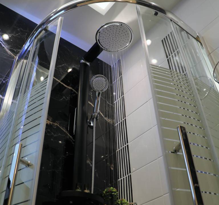 Photo of Others in Adamas