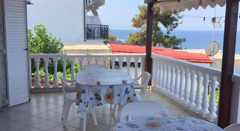 Photo of Others in Skala Marion