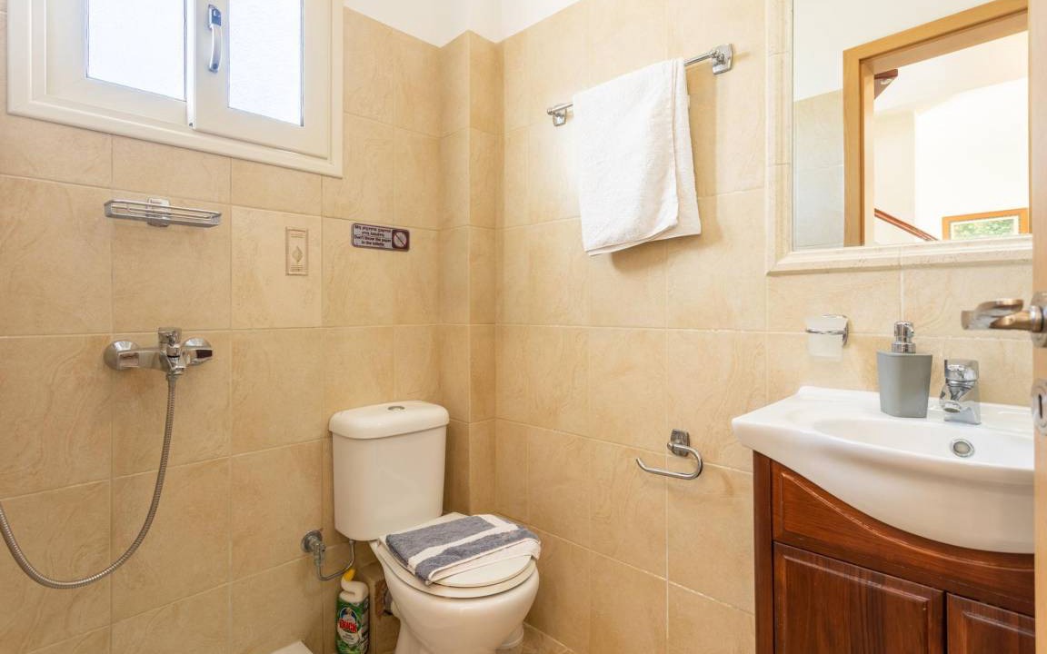 Photo of Bathroom in Kateleios