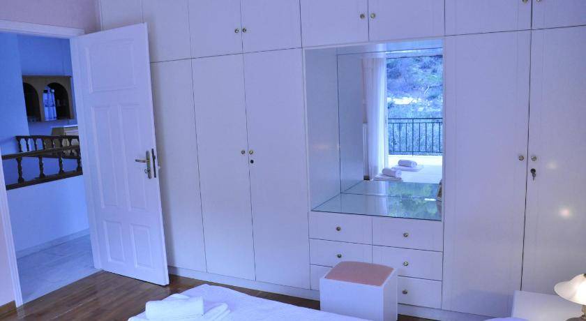 Photo of Others in Kato Almiri