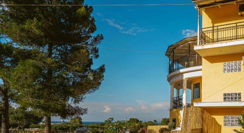 Photo of Others in Argassi