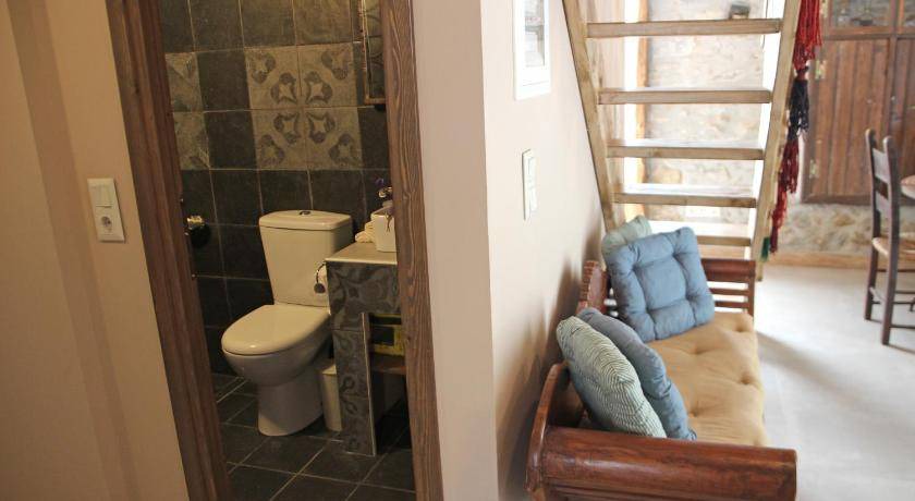 Photo of Bathroom in Koulkouthiana