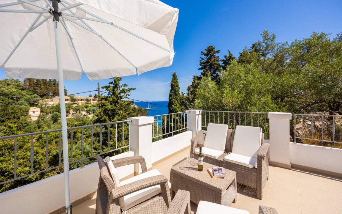 Photo of Patio Balcony in Longos