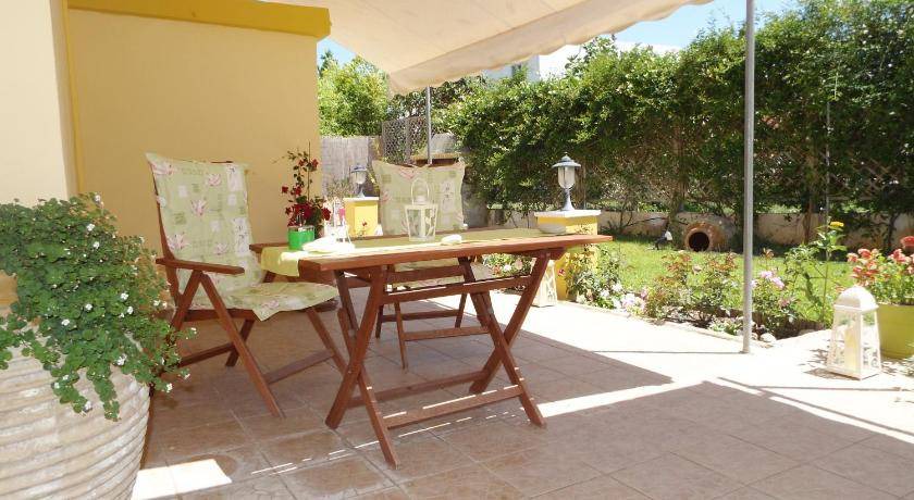 Photo of Patio Balcony in Foinikounta