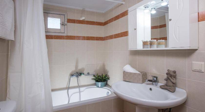 Photo of Bathroom in Pasalites