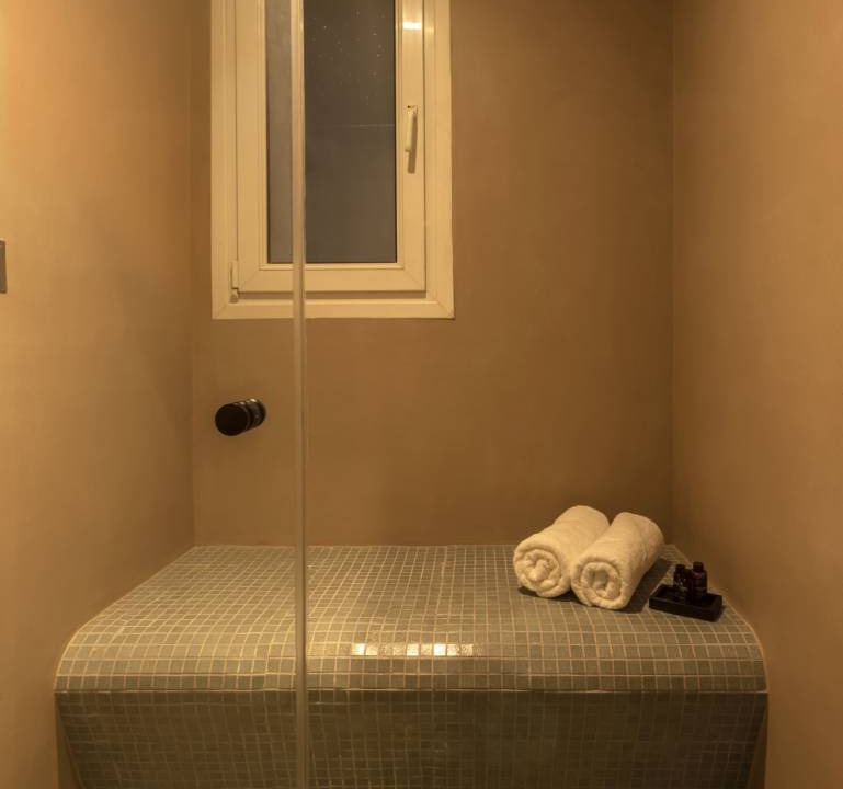 Photo of Others in Mousio