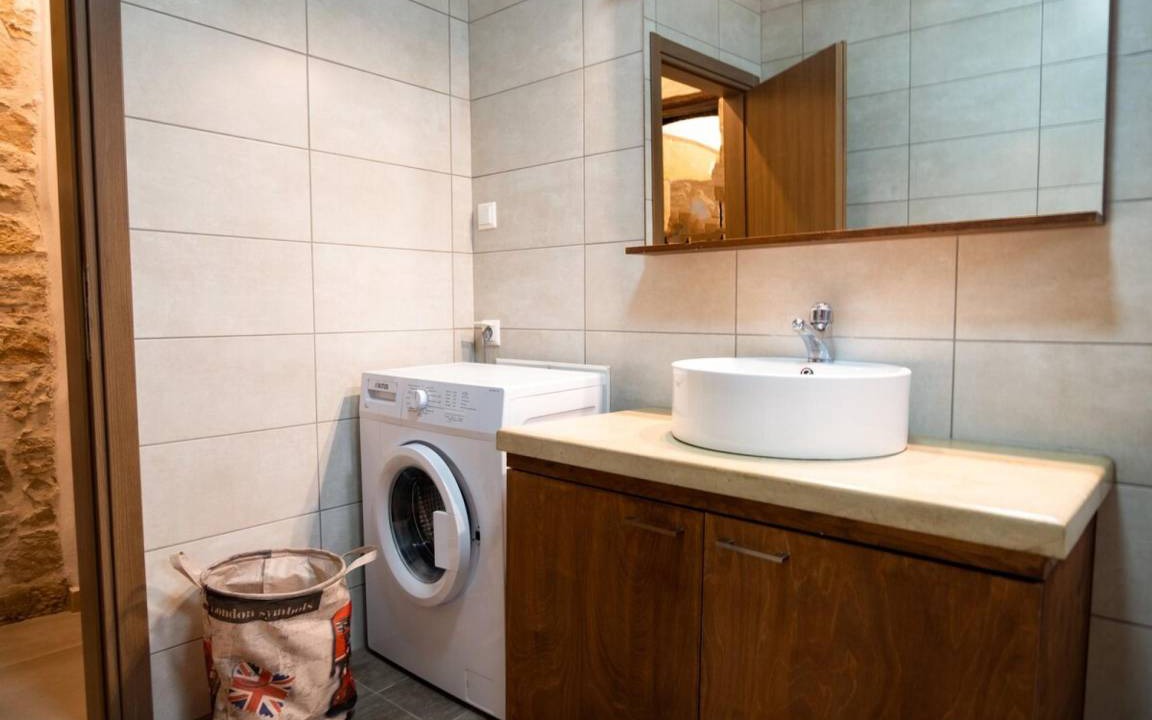 Photo of Bathroom in Pemonia