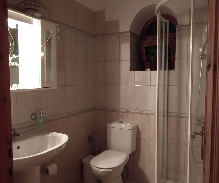 Photo of Bathroom in Lefktron