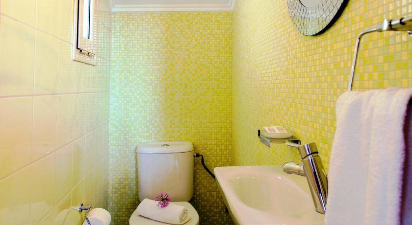 Photo of Bathroom in Lefkas