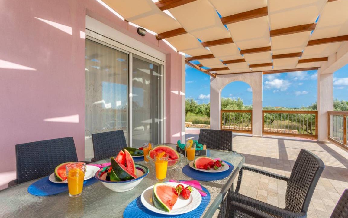 Photo of Patio Balcony in Paliki