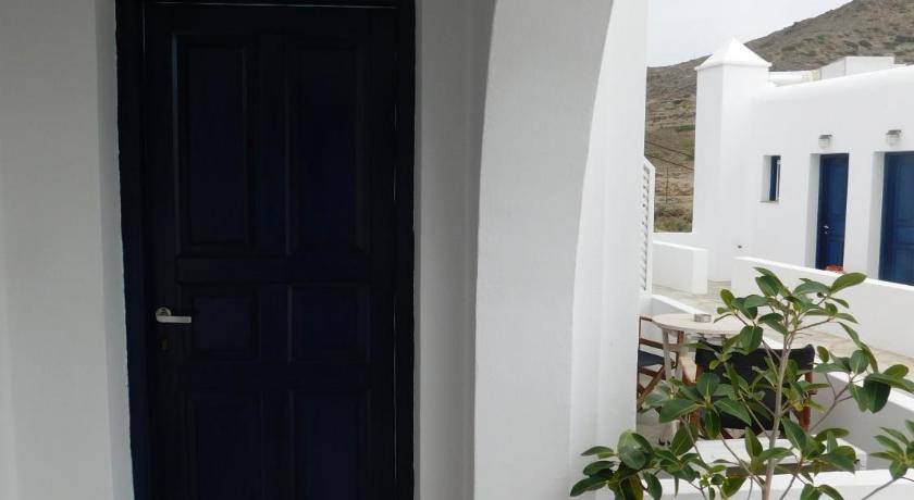 Photo of Others in Folegandros