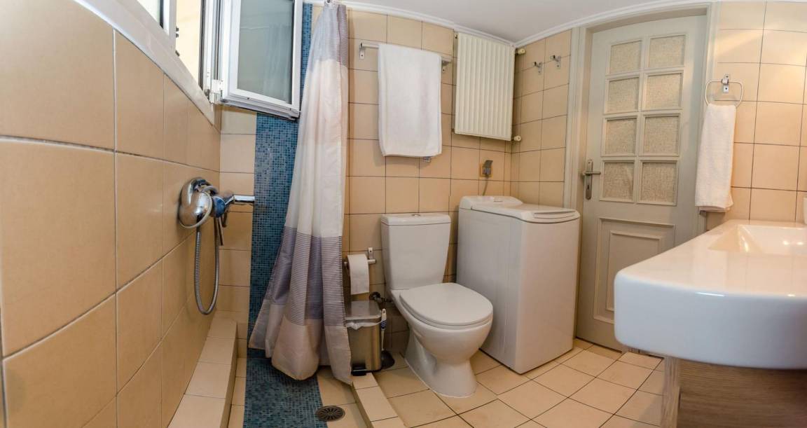 Photo of Bathroom in Glyfada
